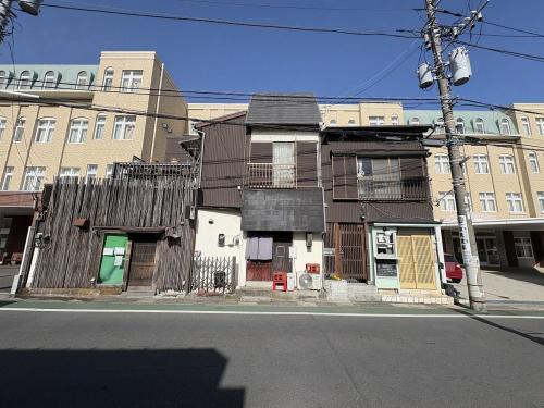 鎌倉市御成町　店舗付住居